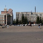 Центр. Здание городской Администрации, будний день. Снимок начала 2000-х, прислал Лётчик Лёха