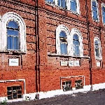 А на стене осталось место для мемориальных досок с фамилиями наших выпускников