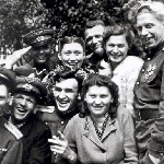  192     ,   (),  1945 .   :      ,      ,     .   :  ..   ,      . ,  ,    ,        