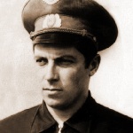 70. Заместитель командира АЭ капитан Жуковин А.А. Персональная страница http://www.bvvaul.ru/profiles/5163.php
