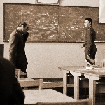 Зима 1976 года, кафедра БПСП (Боевое применение средств поражения). Вадик Горячих копнул так глубоко, что преподаватель схватился за голову)). Фамилию преподавателя не помню ((