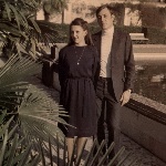 27 декабря 1981 года. Сочи, санаторий имени Ворошилова. Было градусов 18 тепла, в этот день я не удержался, чтобы не искупаться в море. Хотя вода была градусов 5, может 7...
