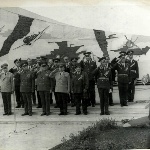 П. С.Кутахов с ветеранами и руководством училища 