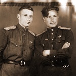 Май 1943 года. Белогубцев Н.К. слева
