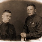 13.05.1943. Белогшубцев Н.К. слева